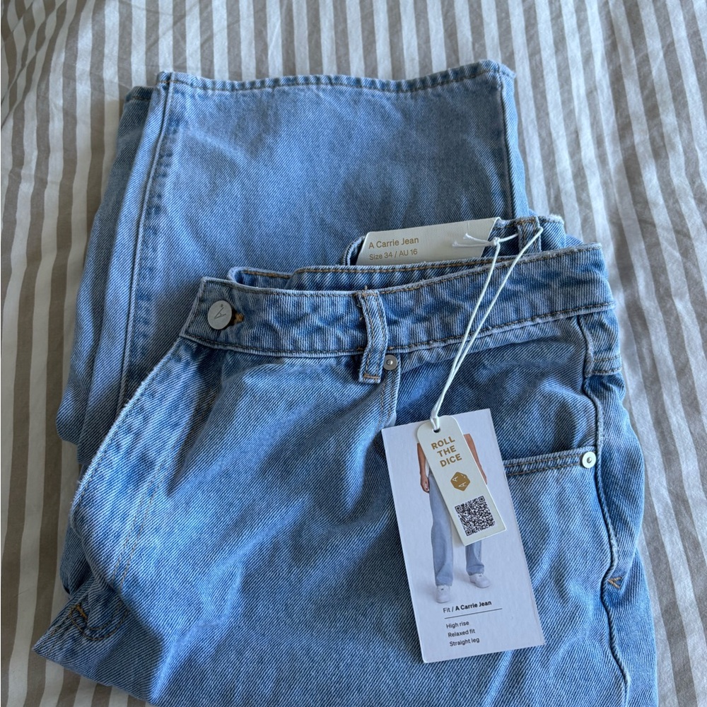 Light Blue Women’s Jeans - Unbranded Classic Fit